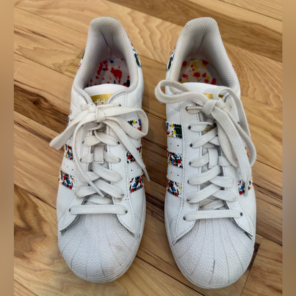 Adidas White Sneakers | Paint Splatter Stripe | Classic Shell Toe - Size 7